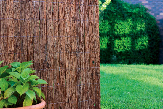 Bark Fence 4m x 1m